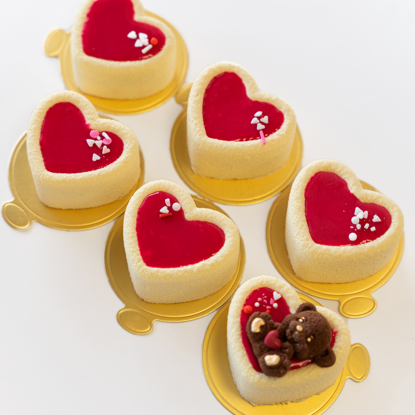 Box of White Hearts, 6 pieces